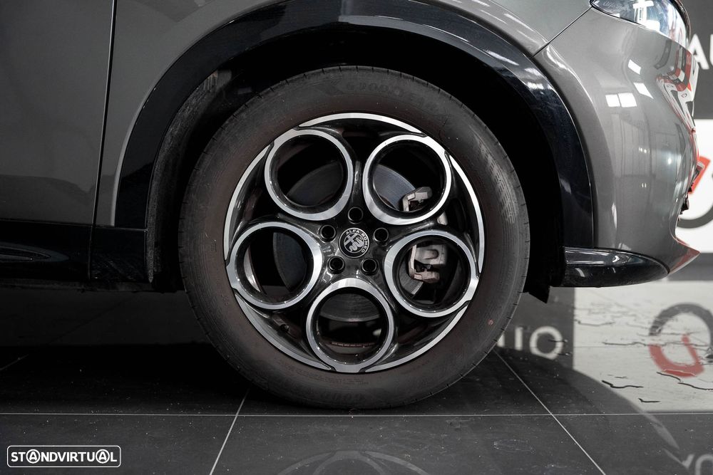 Alfa Romeo Tonale 1.5 Hybrid Sprint - 4