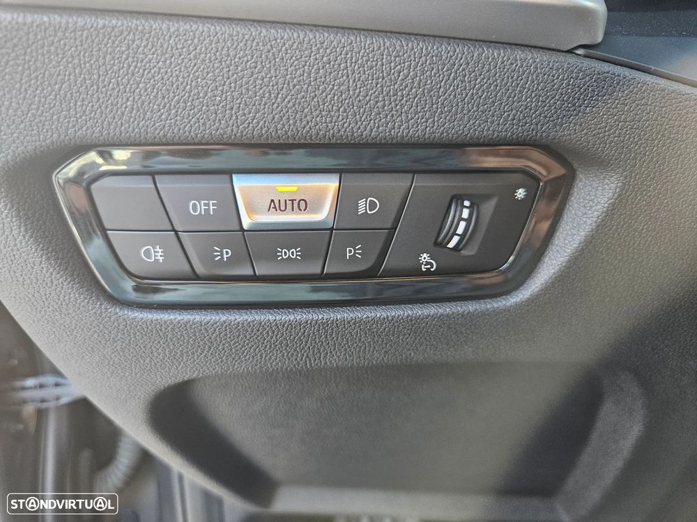BMW 320 e Line Sport Auto - 36