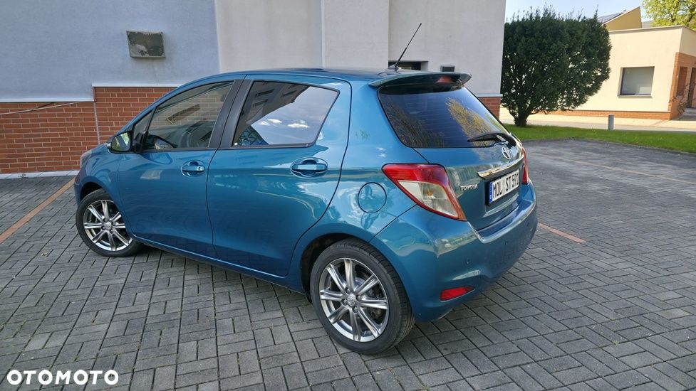 Toyota Yaris 1.33 Premium - 12