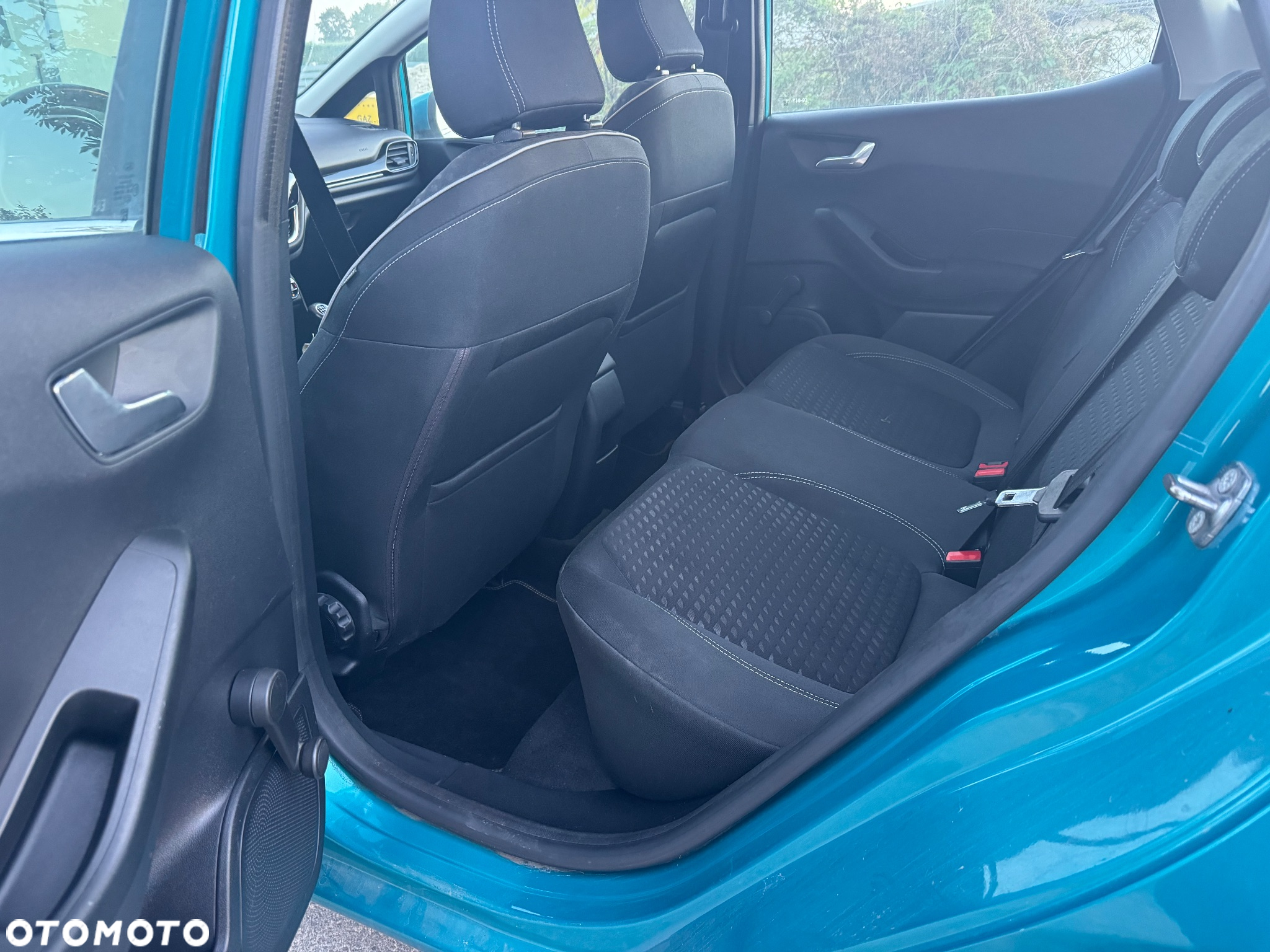 Ford Fiesta 1.0 EcoBoost S&S ST-LINE X - 8