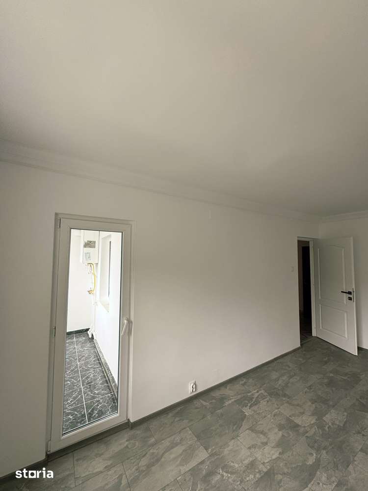 Apartament cu 3 camere renovat — fotografia 3
