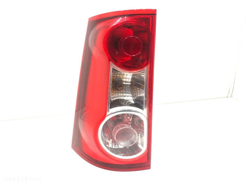 LAMPA LEWY TYŁ  DACIA LOGAN MCV (KS_) 2007 - 2022 1.4 55 kW [75 KM] benzyna 2007 - 2022 8200864612 - 1