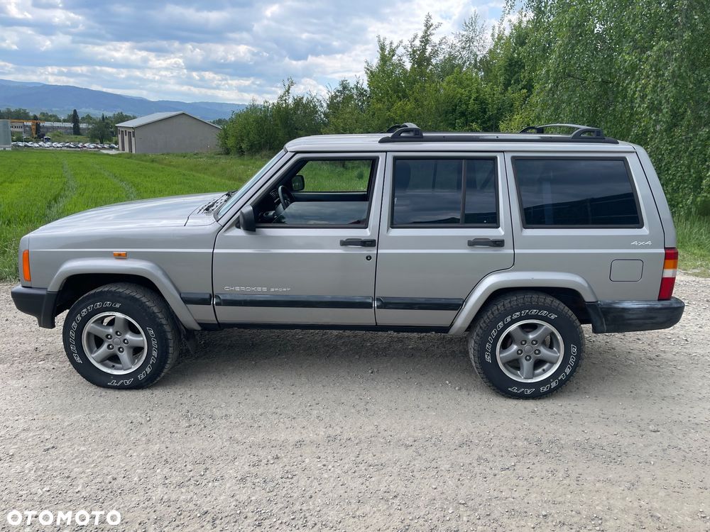 Jeep Cherokee 2.5 TD - 8