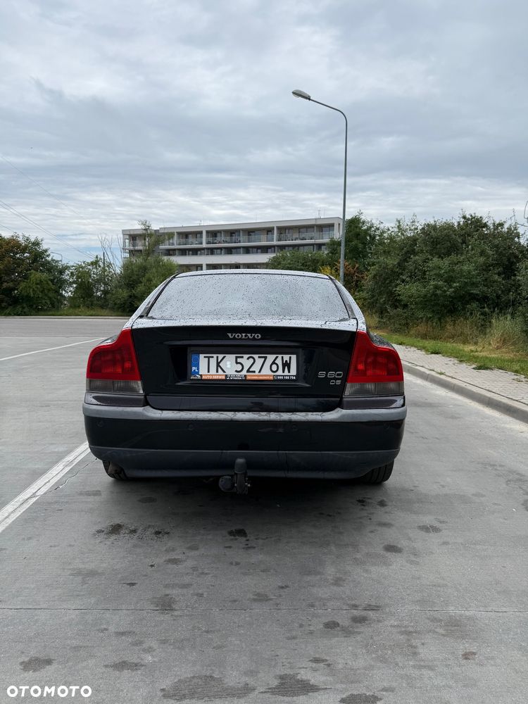Volvo S60 ver-2-4d5-rubin - 6