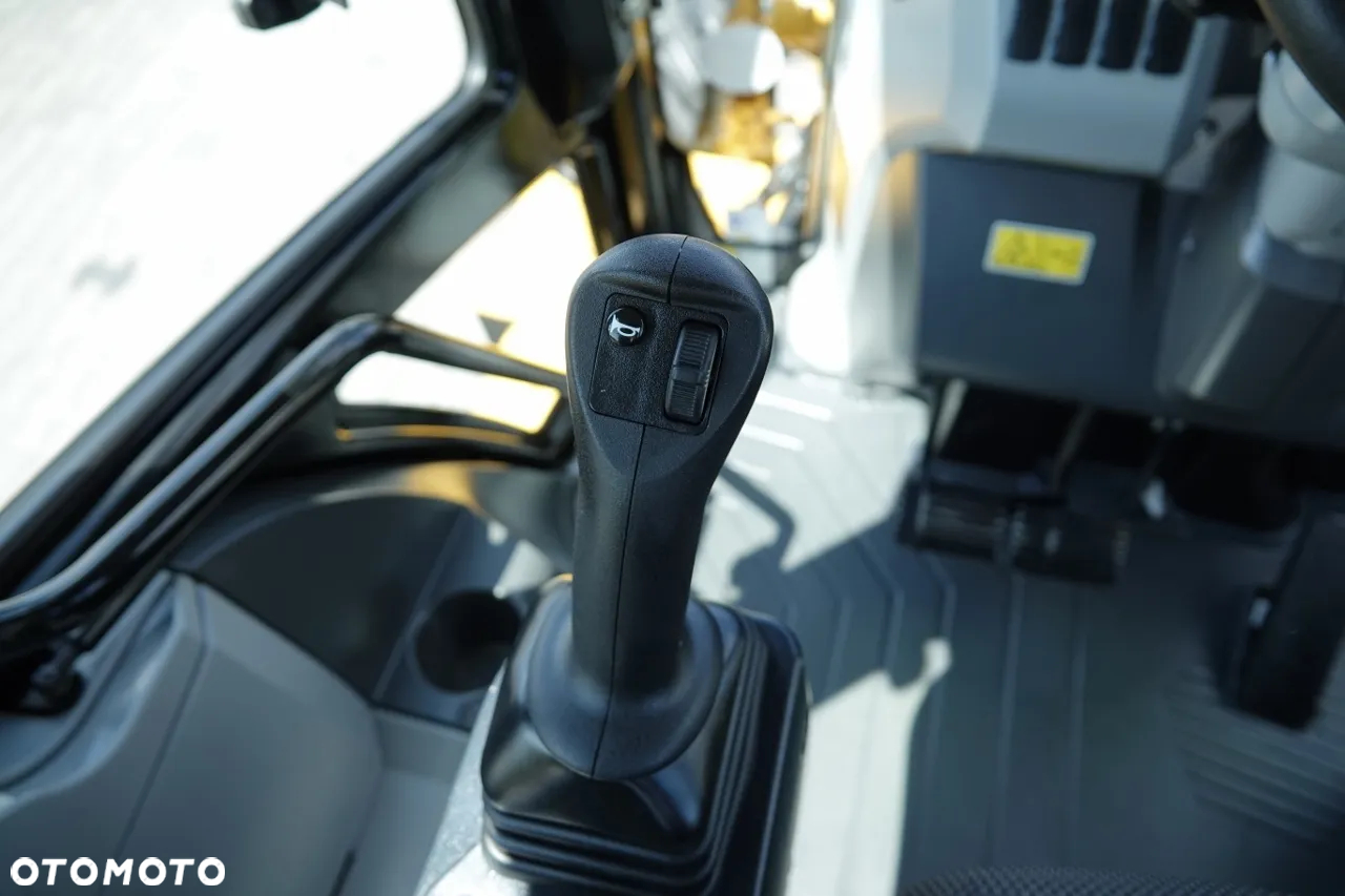 Caterpillar 432 F / KOPARKO-ŁADOWARKA / 2020 ROK / JOSTICK / 1 700 MTH / KOMPLET ŁYŻEK - 34
