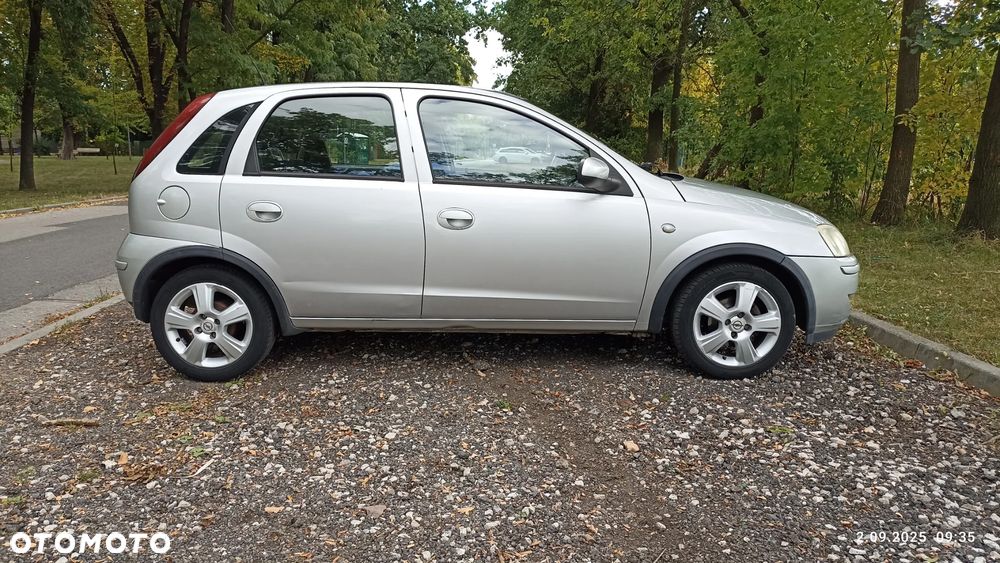 Opel Corsa - 4