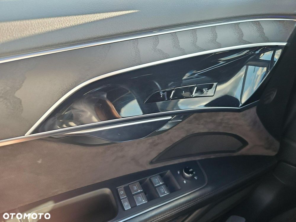 Audi A8 50 TDI quattro tiptronic - 22