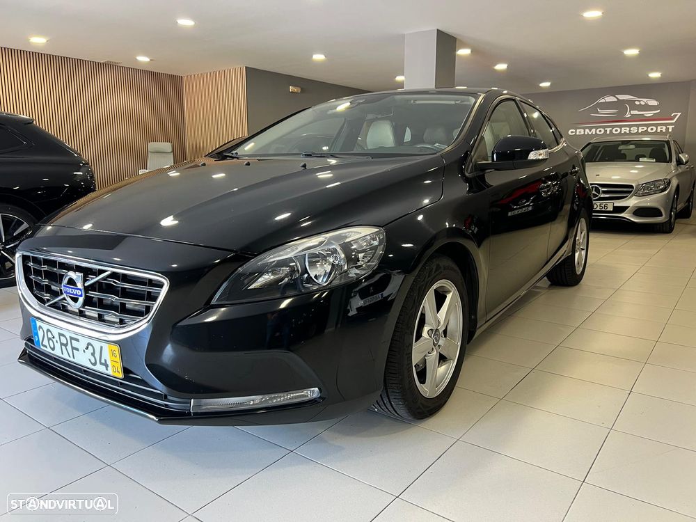 Volvo V40 2.0 D2 Momentum - 2