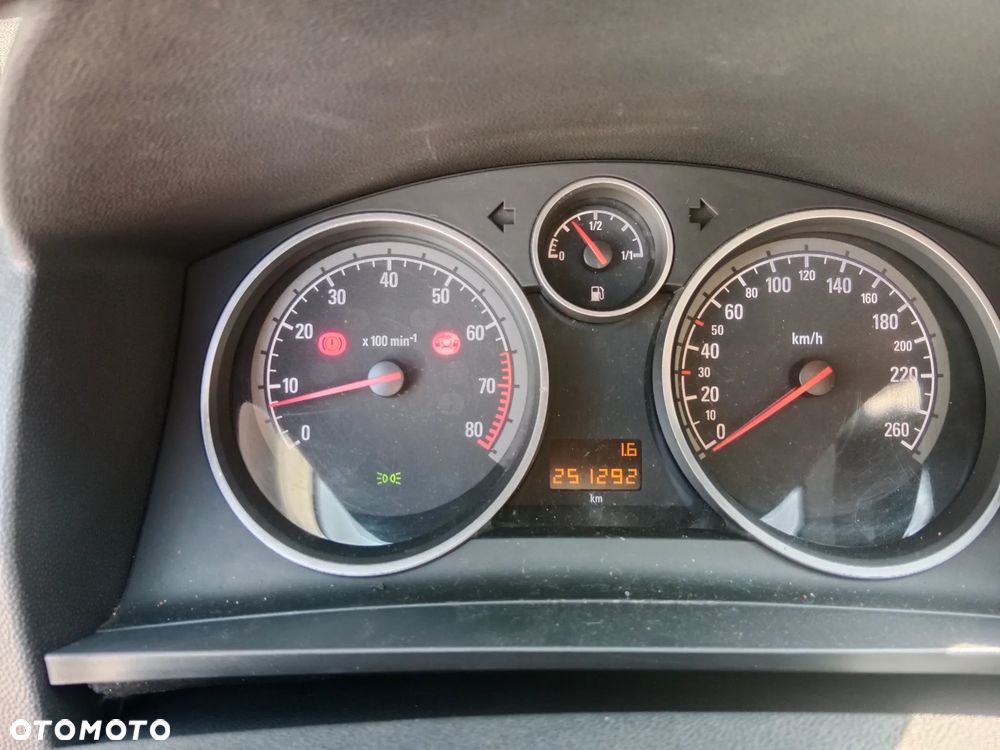 Opel Zafira 1.8 Family Plus - 2