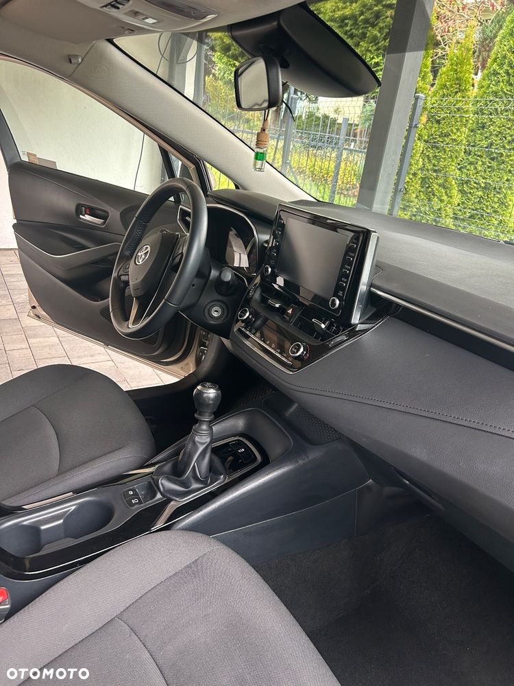 Toyota Corolla 1.5 Comfort - 9