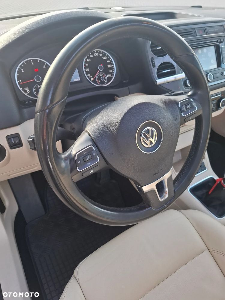 Volkswagen Tiguan - 23