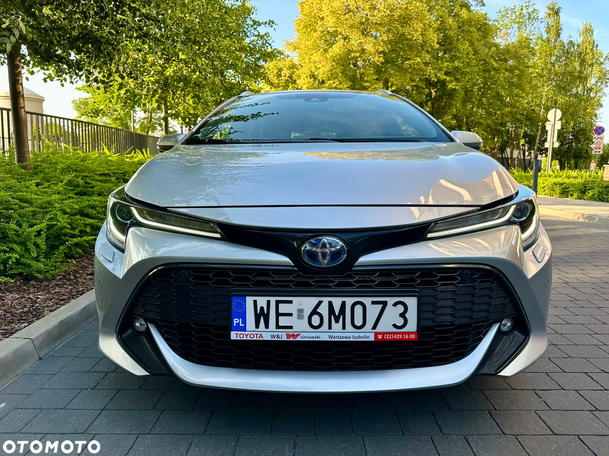 Toyota Corolla 2.0 Hybrid Style - 12