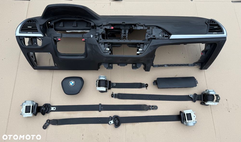 BMW X4 G02 PRZED LIFT - KOMPLETNA DESKA ROZDZIELCZA Z PASAMI AIRBAG BEZ HEADUP ORYGINAŁ - 1