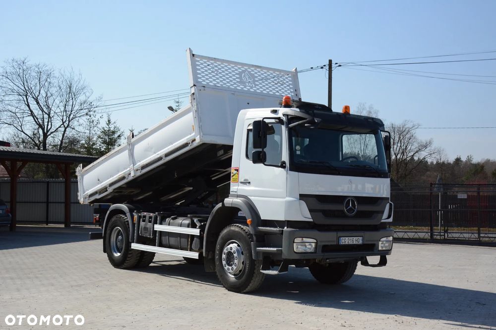 Mercedes-Benz Axor 1833 / 2012r. / 4x2 / Niski przebieg / Świeżo sprowadzony - 1