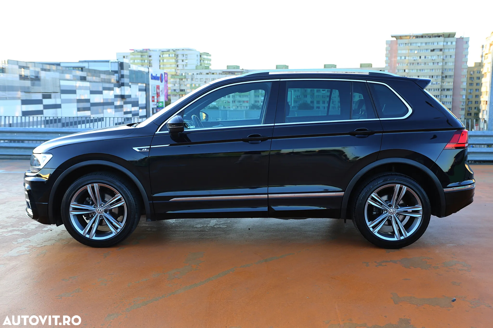 Volkswagen Tiguan 2.0 TDI 4Mot DSG Highline - 2