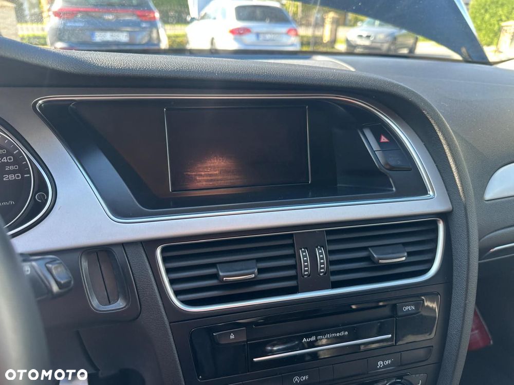 Audi A4 Avant 2.0 TDI ultra - 9