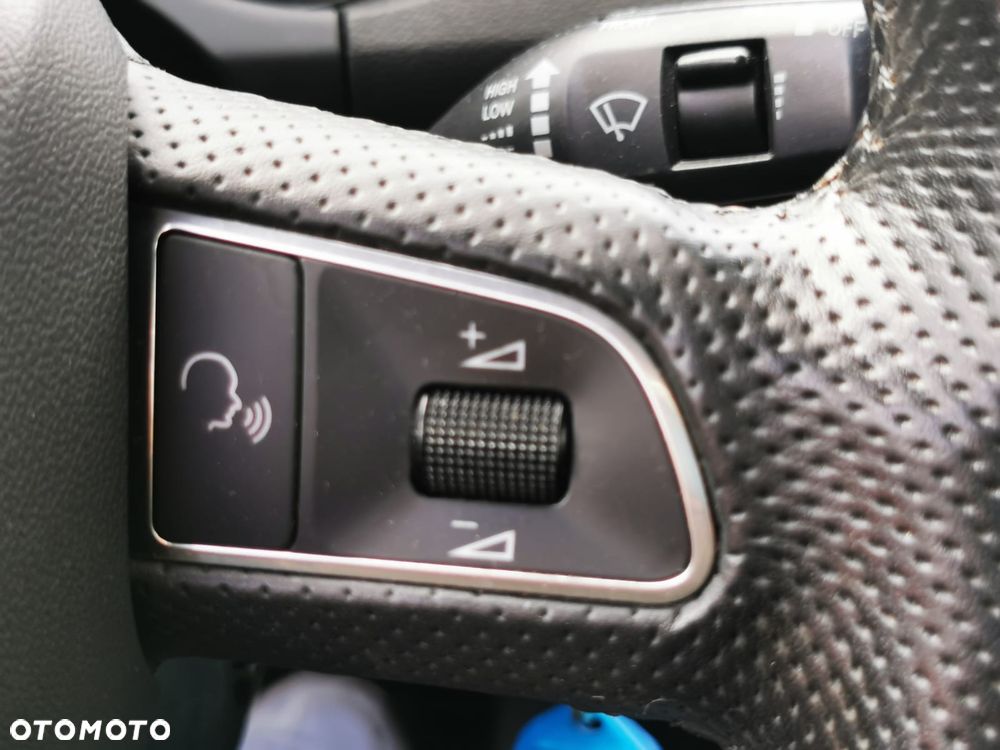 Audi A3 Sportback 2.0 TDI DPF quattro Ambition - 12