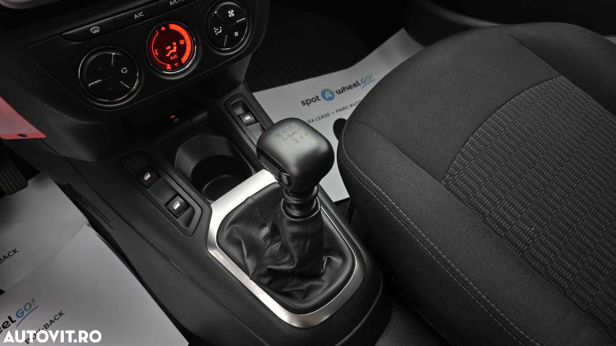 Peugeot 301 1.5 BlueHDI FAP Allure - 17