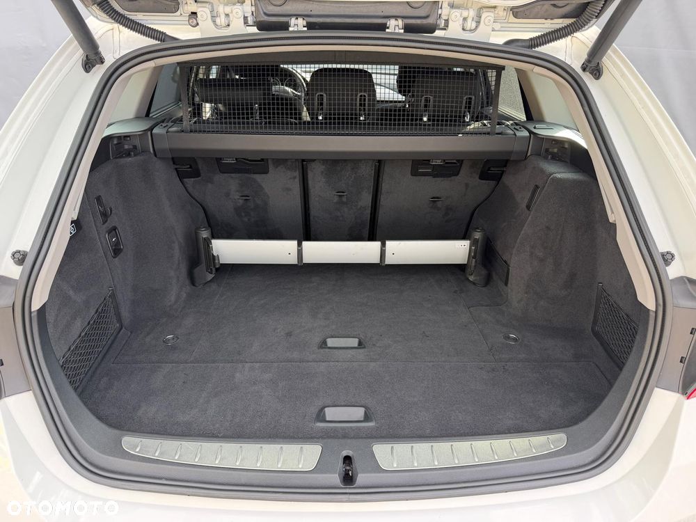 BMW Seria 3 318d Luxury Line - 19