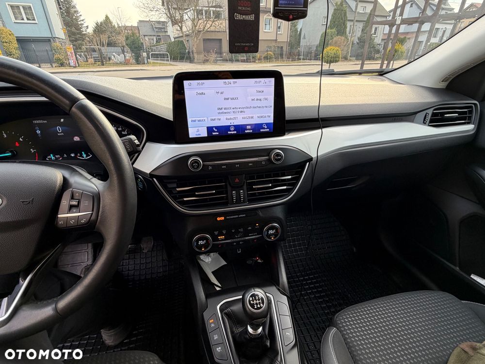 Ford Focus 1.5 EcoBlue Start-Stopp-System TITANIUM STYLE - 9