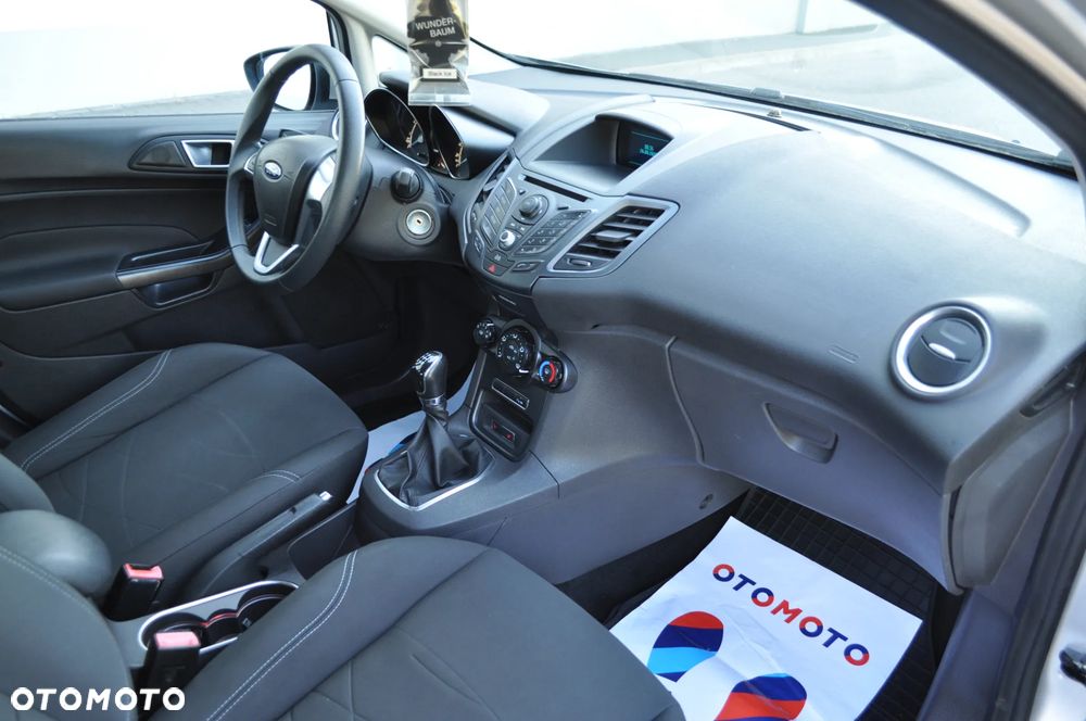 Ford Fiesta 1.25 Champions Edition - 15