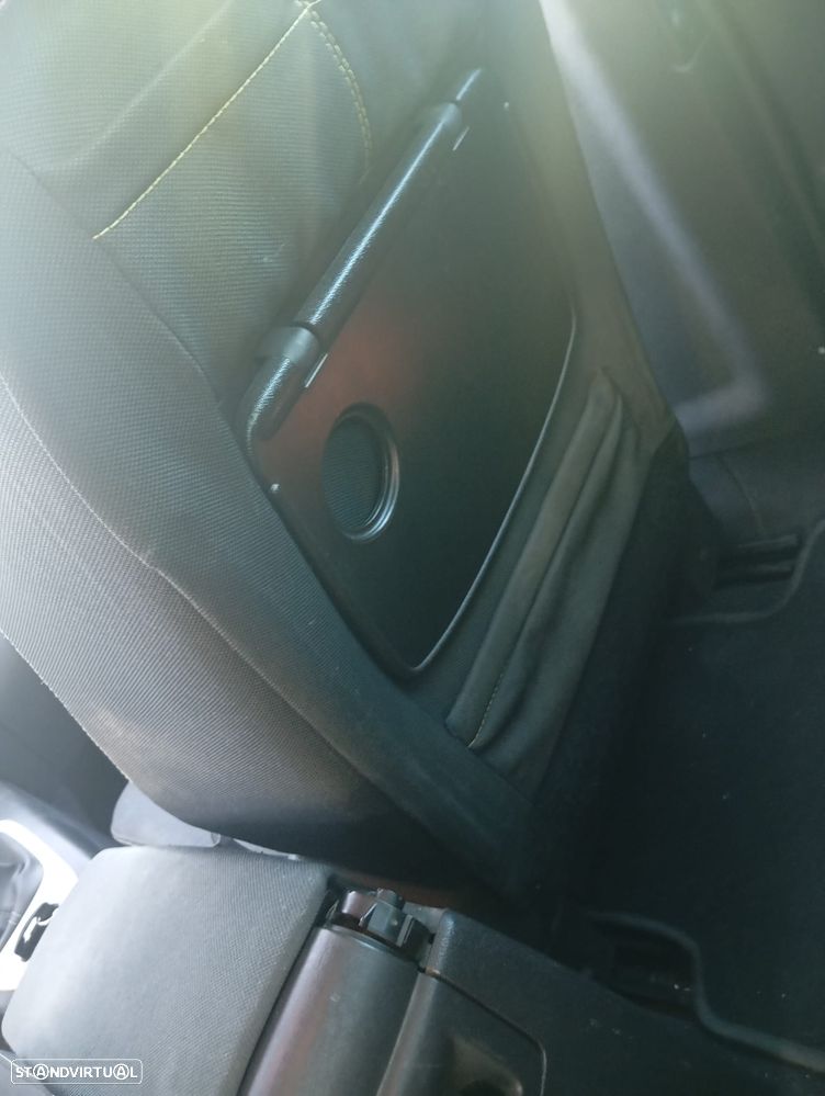 Renault Scénic 1.5 dCi Dynamique S - 19