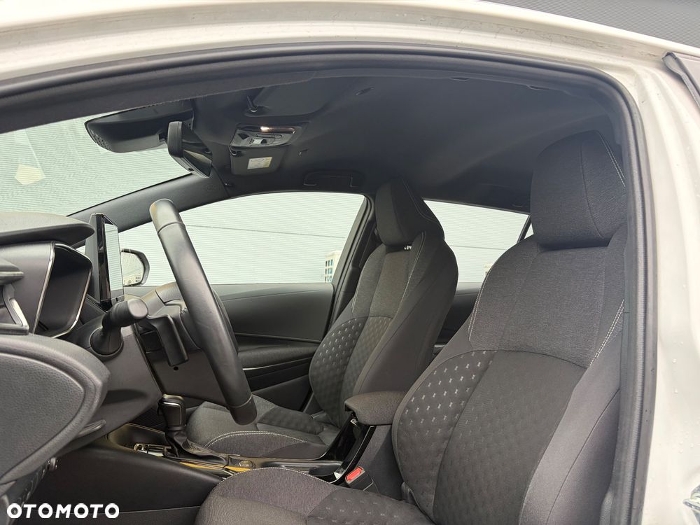 Toyota Corolla 2.0 Hybrid Style - 11