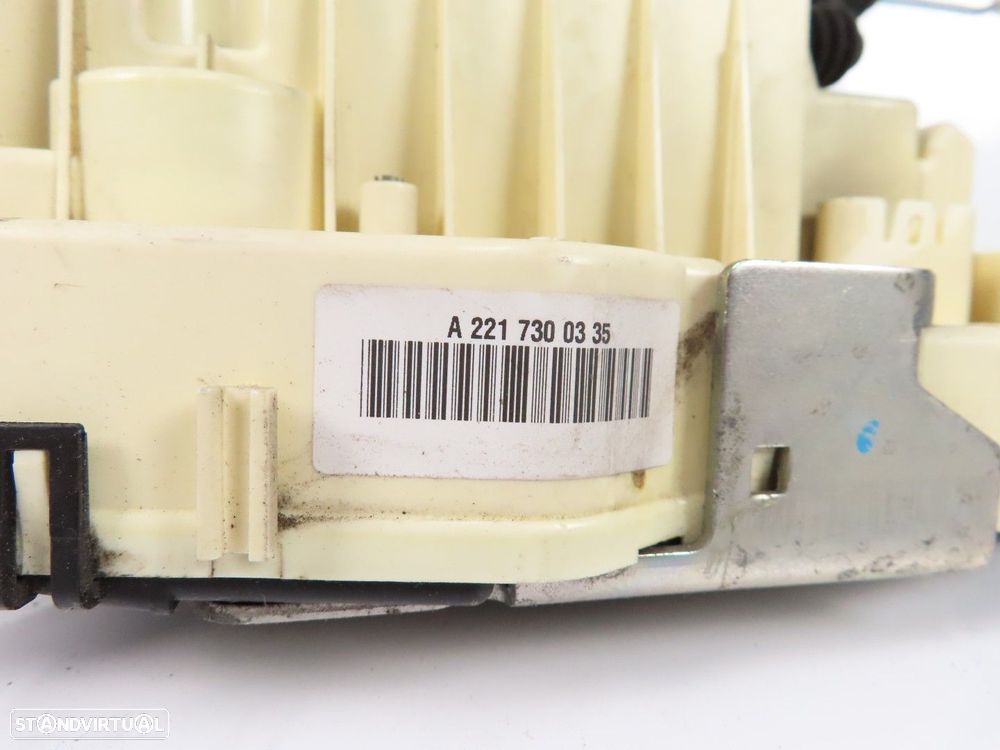 Fecho da porta Esquerdo/Trás Usado / Original MERCEDES-BENZ S-CLASS (W221) A2217... - 4