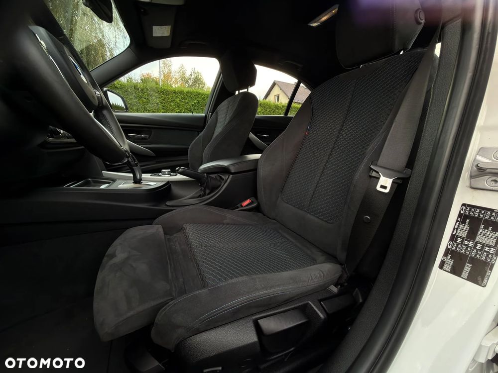 BMW Seria 3 - 18