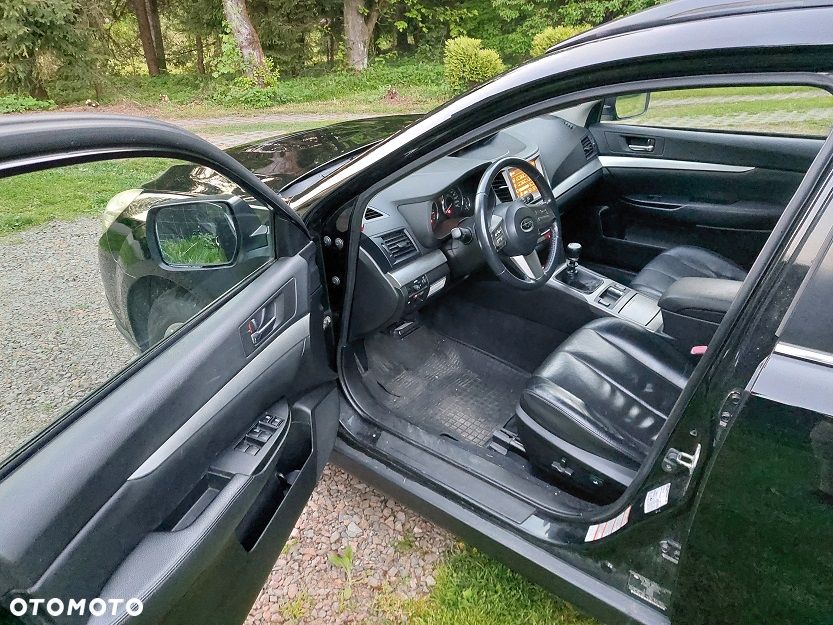 Subaru Legacy 2.0 D Sport Navi - 12