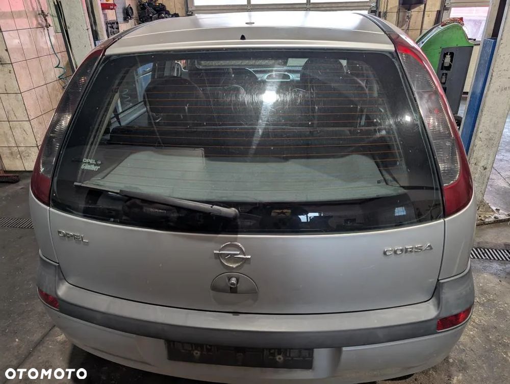 Klapa bagażnika Opel Corsa C Z157