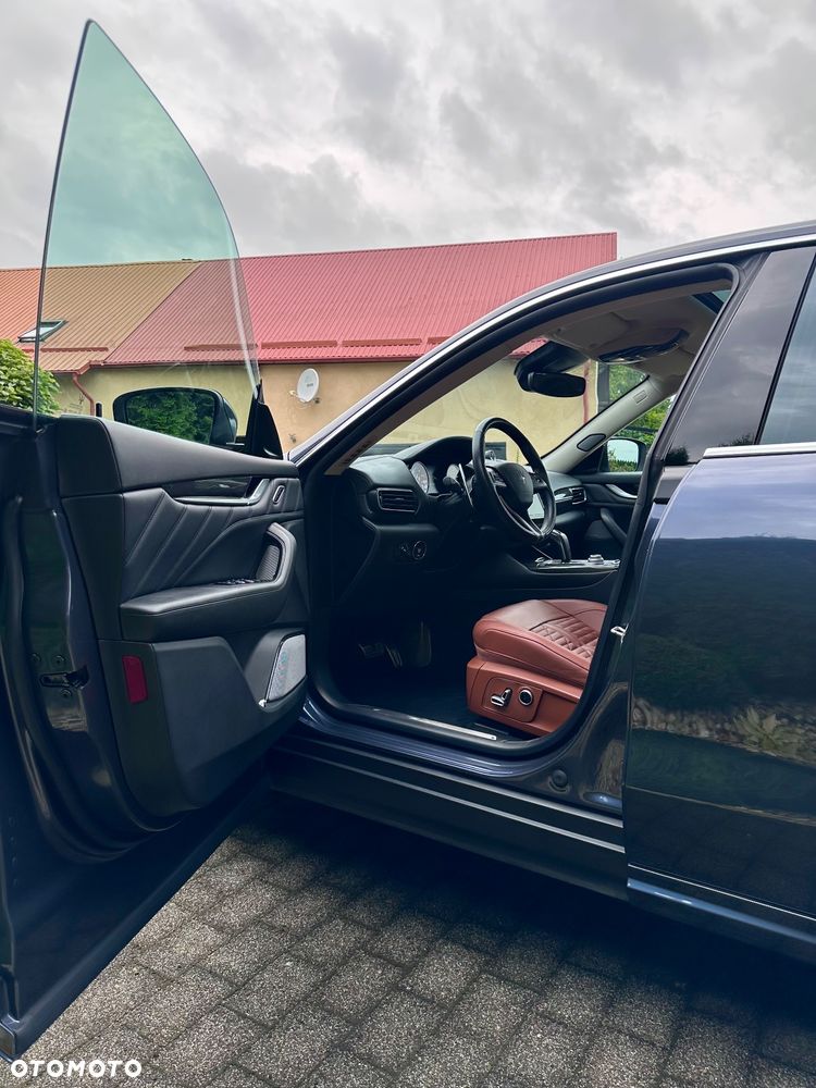 Maserati Levante GTS Q4 - 5