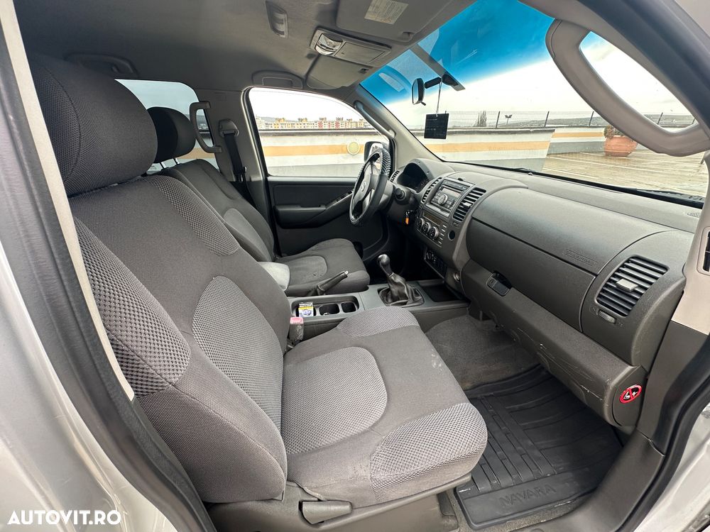 Nissan Navara 2.5 dCi Double Cab LE - 11