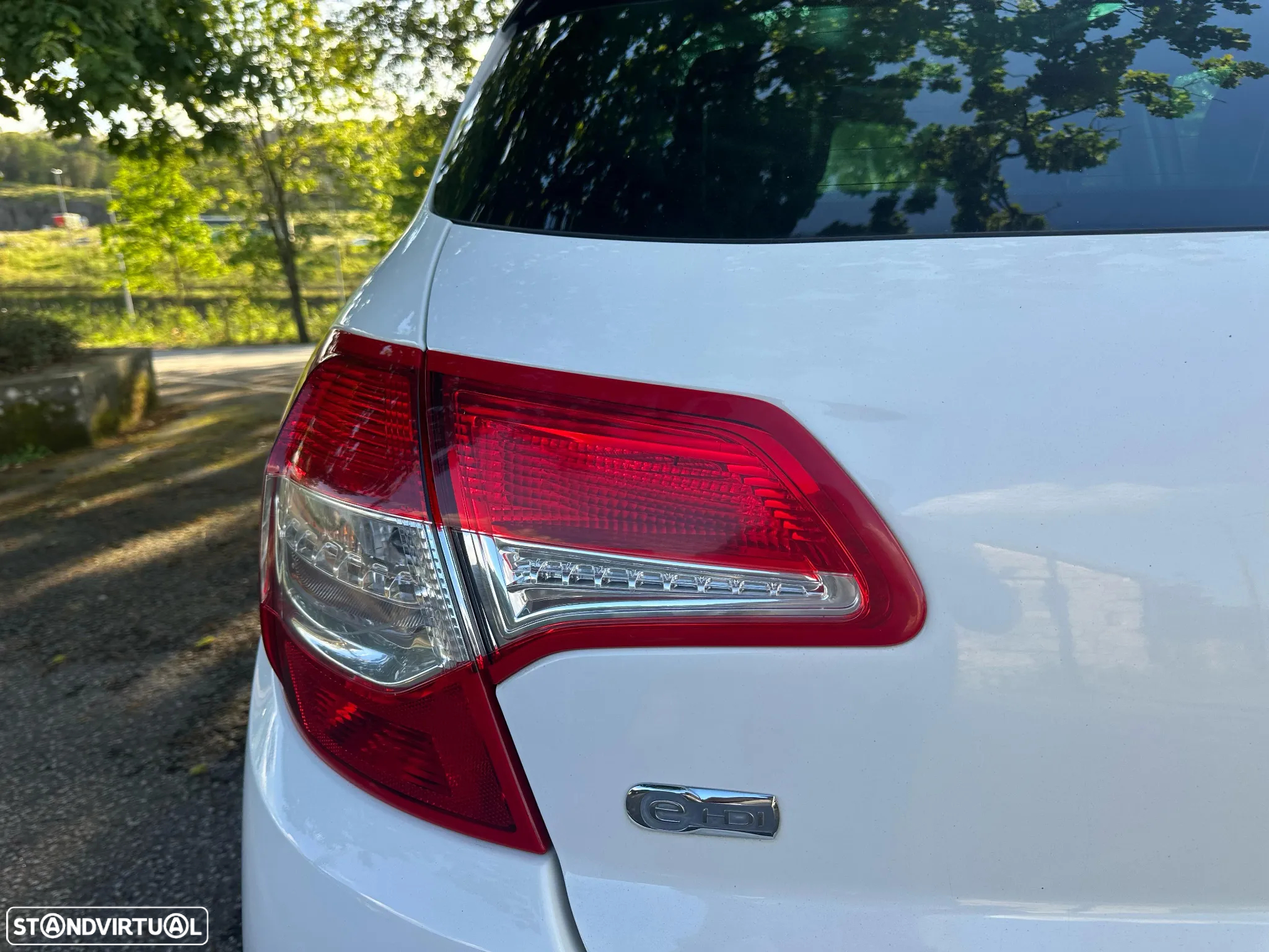 Citroën C4 1.6 e-HDi Exclusive J17 CMP6 - 13