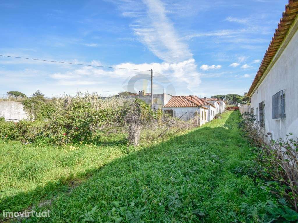 Terreno com 1,5 Hectarescom 4 Habitações junto ao Cabo da Roca - Grande imagem: 3/24