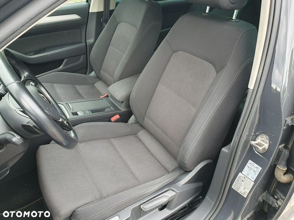 Volkswagen Passat 1.5 TSI EVO Comfortline DSG - 13