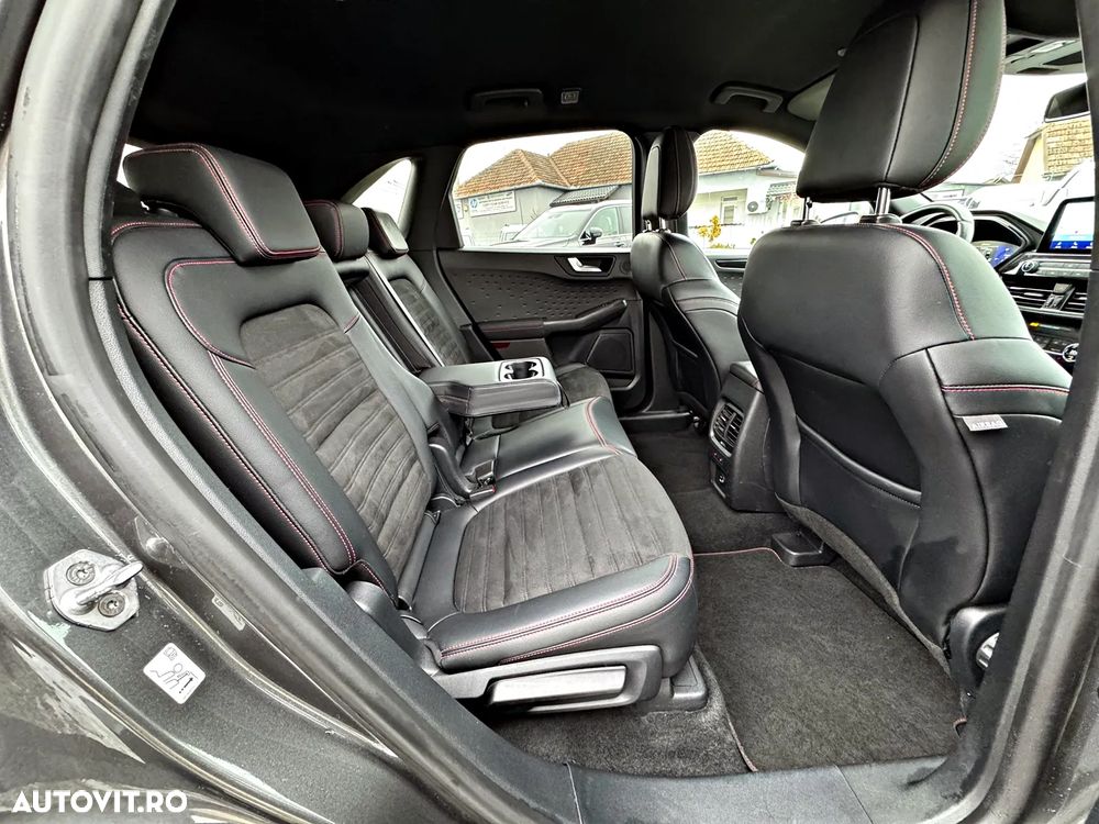 Ford Kuga 2.5 Duratec PHEV ST-LINE X - 8