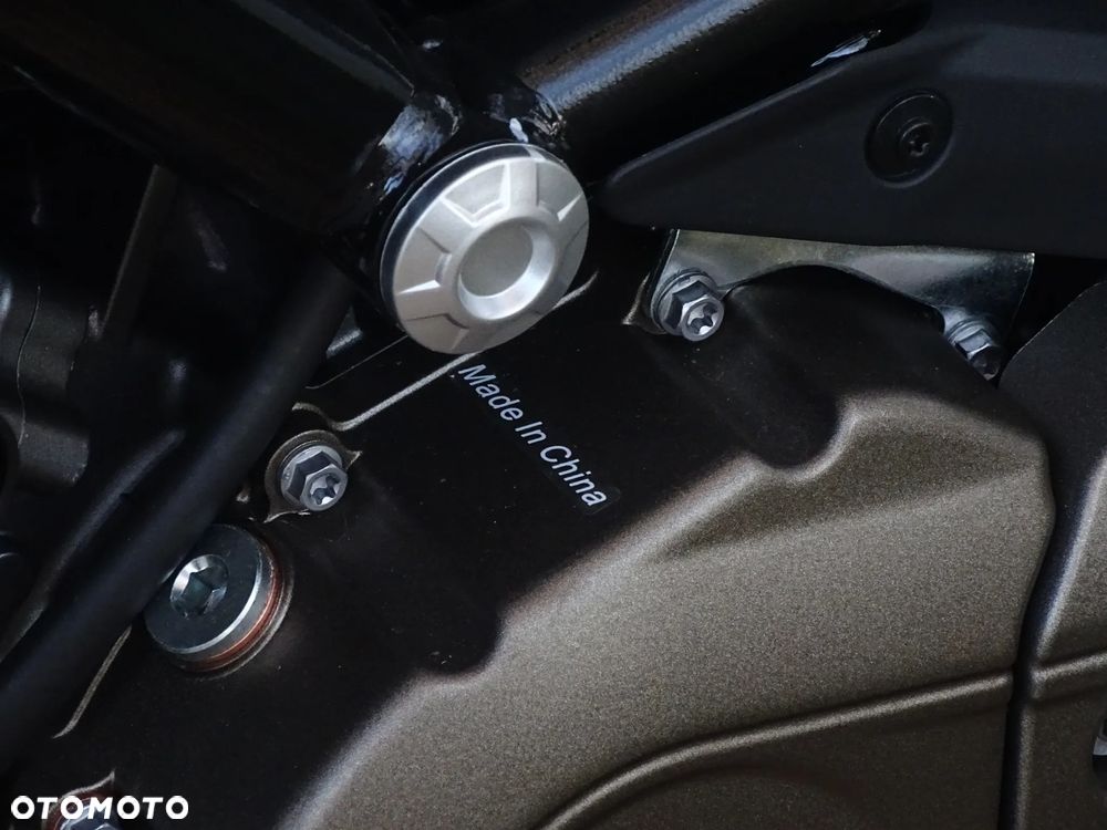 QJMOTOR SVT 650X - 30