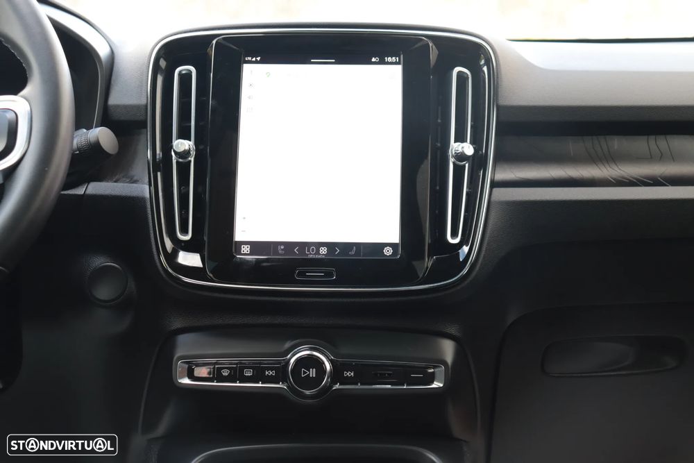 Volvo C40 Recharge Twin First Edition - 17
