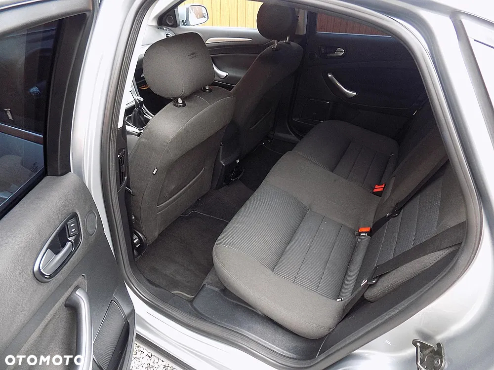 Ford Mondeo Turnier 2.0 Flexifuel-LPG Titanium - 6