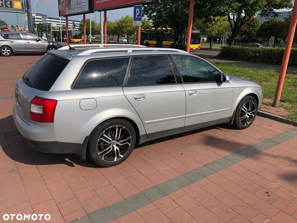 Audi A4 Avant - 5