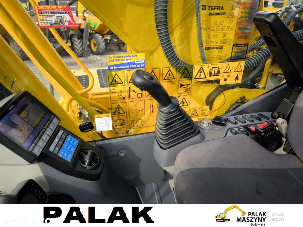 Komatsu Koparka gąsienicowa KOMATSU HB 215LC ,  2019 R,MAŁY PRZEBIEG /210 - 22