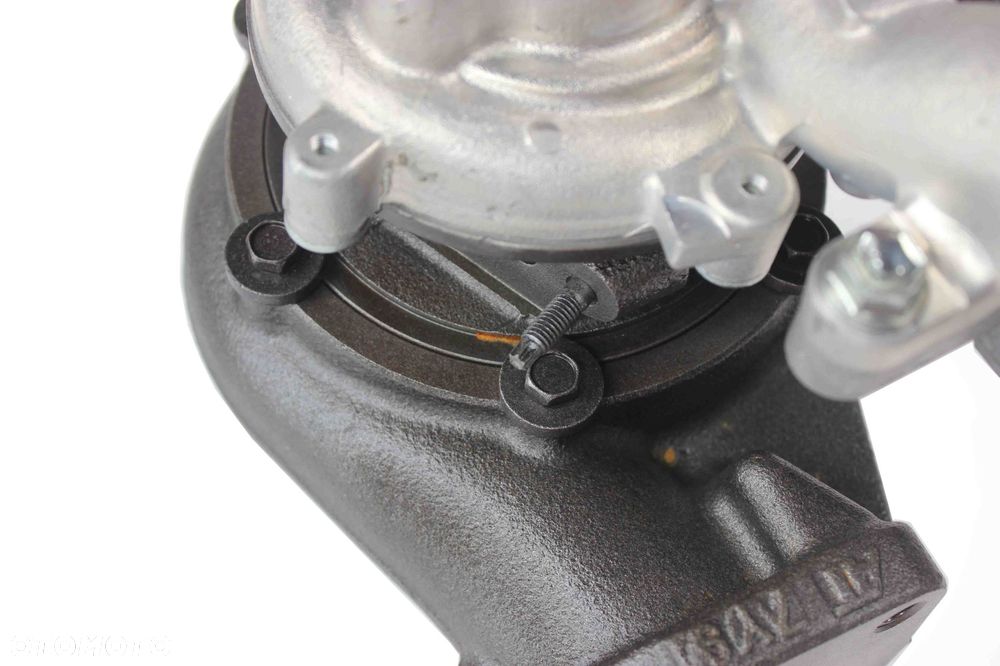 Turbosprężarka 17201-UL010 Toyota Land Cruiser/Hilux/Fortuner  3.0 D-4D 1KD - 8