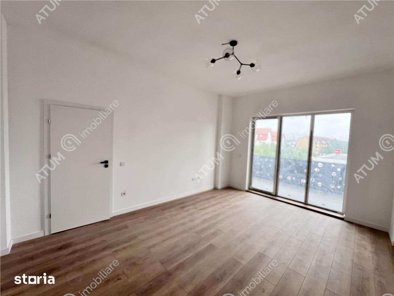 Apartament cu 3 camere decomandate 2 bai 2 balcoane in Sibiu — fotografia 2