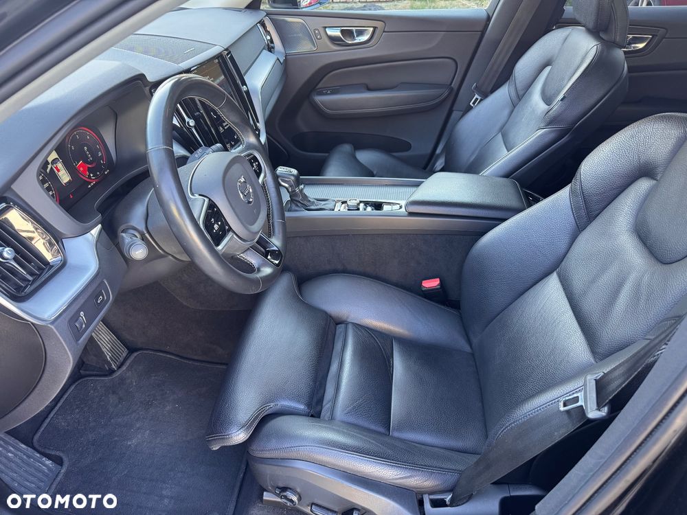 Volvo XC 60 D4 AWD Geartronic Inscription - 28