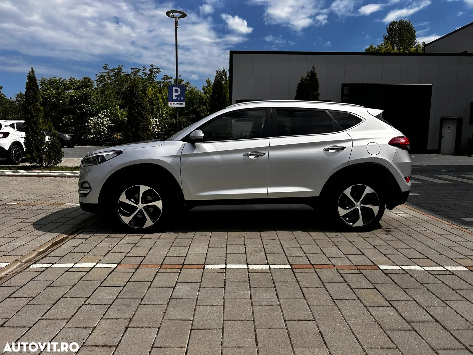Hyundai Tucson 2.0 CRDI 4WD 6AT Premium+ - 4