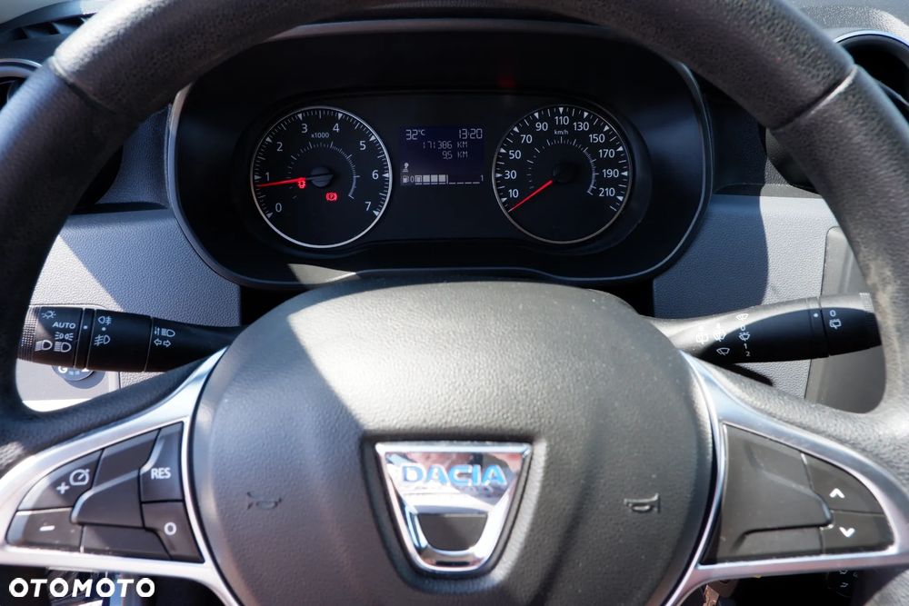 Dacia Duster 1.6 SCe Comfort - 18