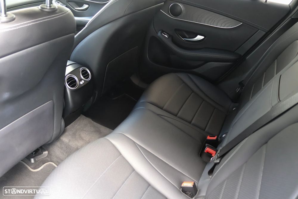 Mercedes-Benz GLC 300 de Coupé 4Matic - 26
