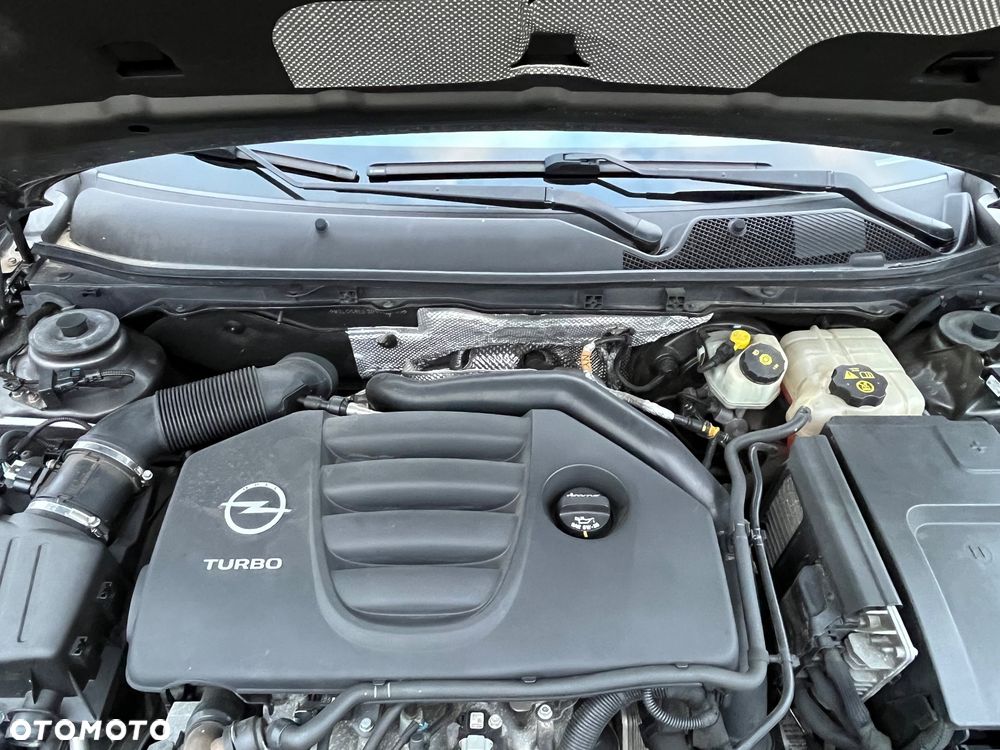 Opel Insignia 2.0 Turbo Active - 9
