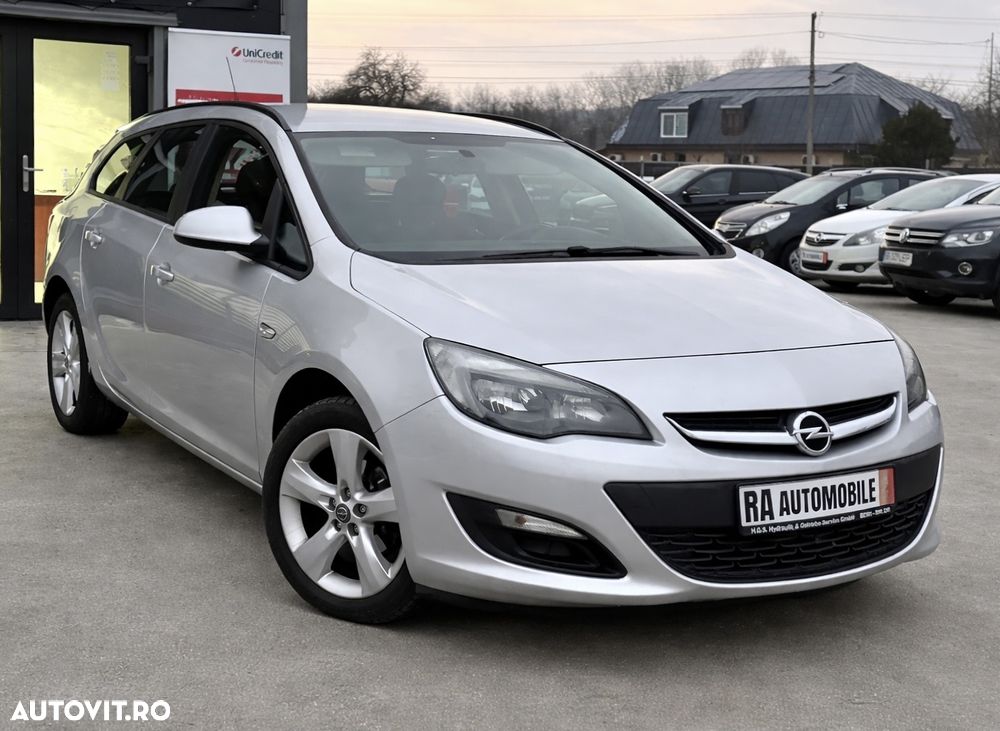 Opel Astra 1.4 Turbo ECOTEC Cosmo - 9